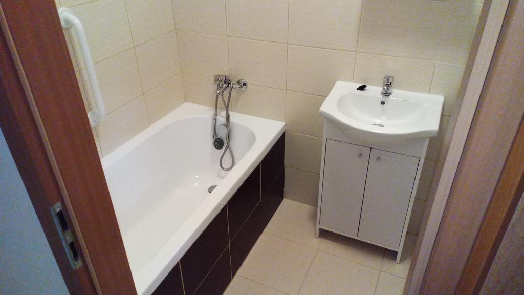 Aparthotel Usmev Острава Экстерьер фото