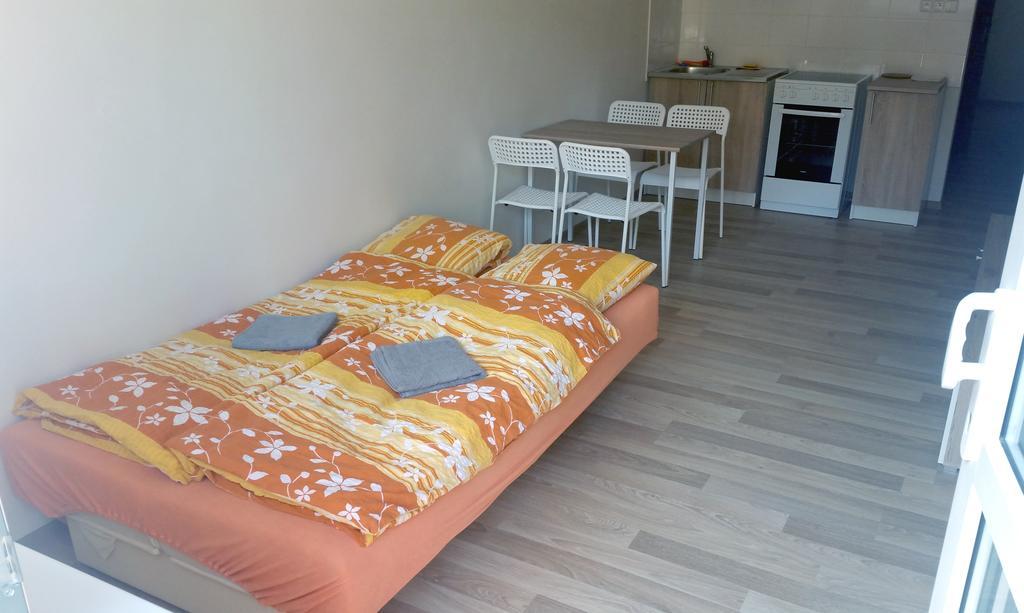 Aparthotel Usmev Острава Экстерьер фото